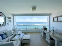 3-bedroom 3- Bath Beachfront Paradise apt in amazing Playa Juan Dolio with WiFi
