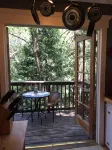 Magic Love Nest - 5 min from village. Stream below.