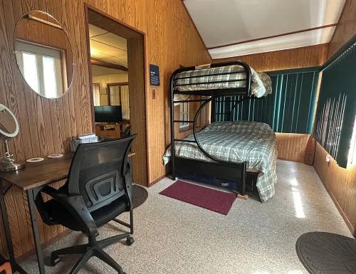 Charming Cabin Near Houghton Lake in Peaceful Prudenville with Heat!