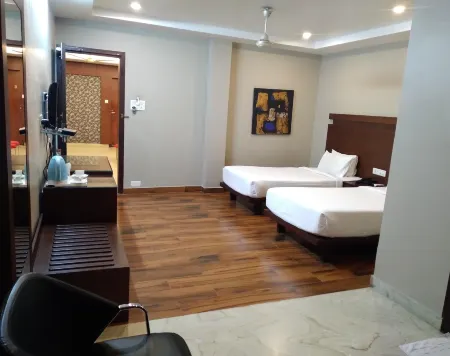 Hotel MD's Continental Отели в г. Джорхат