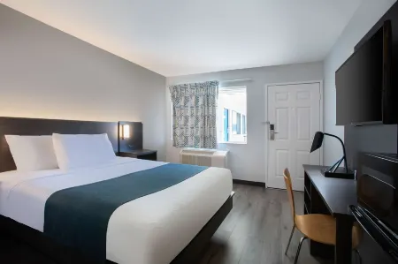 Motel 6 Woodland, CA - Sacramento Airport