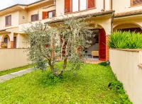 La Casa Di Nico by TuscanyWeGo Hotels near Parrocchia Dei Ss. Maria Assunta e Jacopo Maggiore di Lammari