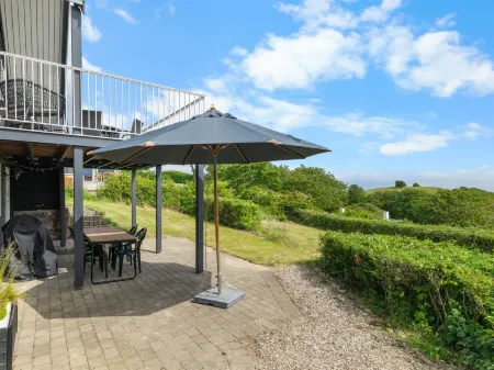 "Chayton" - 450m from the Sea