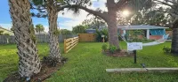 RV in Art District and Close to the Beach! Pool & Hot-Tub & Fenced/Pet-Friendly!