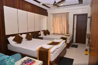 Hotel Silver Land New Digha with Rooftop Pool