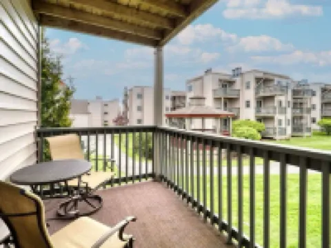 First Floor Studio Resort Access Portable AC Hotels in Beech Mountain