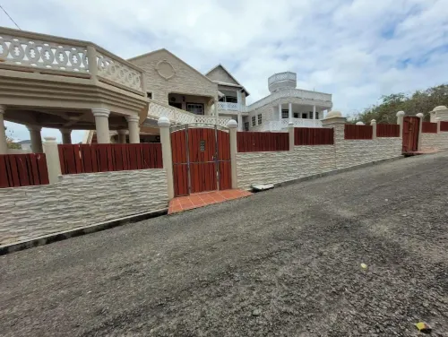 12 star villas 1 brCosy one Bedrood fully loadedbr5min walk Darren Sammycricket