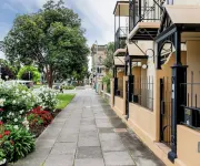 Cosmopolitan lifestyle