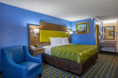 Quality Inn & Suites Near Six Flags East - 2-Star