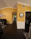 RE Stylish Condo By Mall Area