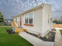 Kingwood Cottage, a beautiful 2-bedroom cottage across from Kingwood 맨스필드 호텔