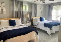 Dogtown: St. Louis Family Favorite! Forest Park, Zoo, Arch, SLU, WashU, Yard,BJC Hotels near Missouri History Museum