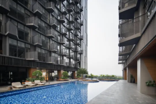 Cove Carstensz BSD Hotels in 