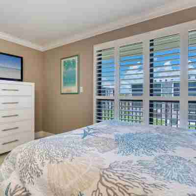 Sundial B306--Direct Beachview, Newly Renovated, Steps to Beach Rooms