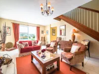 Villa in Limoux with Private Pool & Mountain Views Hotels in Limoux