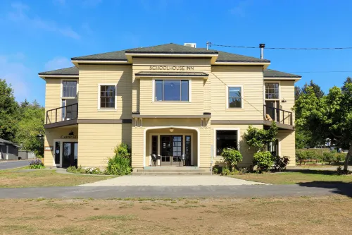 The Historic Schoolhouse Inn Hotels in Trinidad