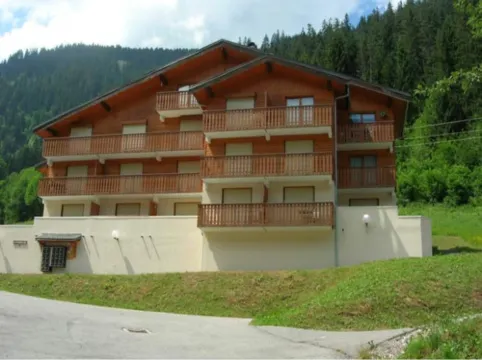 Apartment in Chatel near River