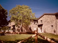 Villa in Tuscany with Heated Pool & Sports Court Hotels in Poppi