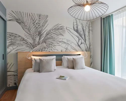Aparthotel Adagio London City East Hotels near Tower Hamlets