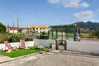 GuestReady - Quaint house with Patio