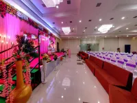 The Aanandam Hotel Resort Hotel a Distretto di Hoshangabad