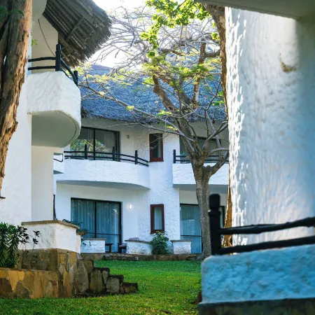 Safari Beach Hotel