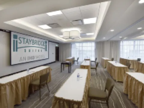 Staybridge Suites WATERLOO - ST. JACOBS AREA by IHG Hoteles en Woolwich