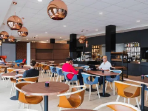 呂姆朗蘇黎世機場民宿酒店 呂姆朗酒店