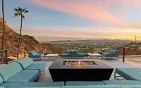 Camelback Retreat - 5Br Estate w/ Saltwater Pool, Spa & Suspension Bridge