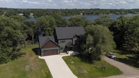 New Construction on Beautiful Lake Victoria!  Close to Town!