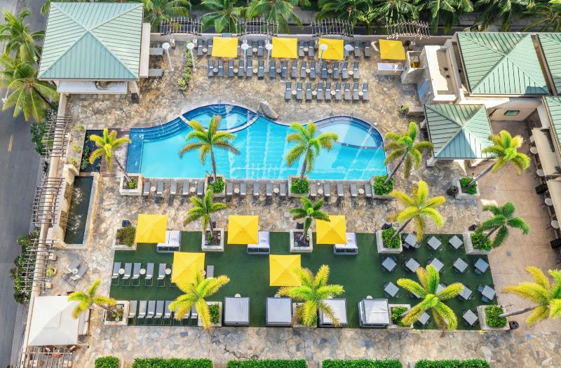 Embassy Suites by Hilton Waikiki Beach Walk photo 2
