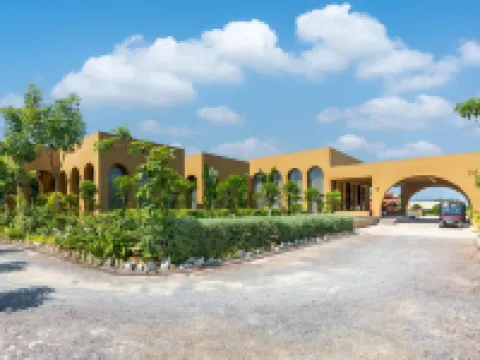 アーラムガー ジャワイ リゾート & スパ、ア メンバー オブ ラディソン インディビジュアルズ リトリート パリのホテル