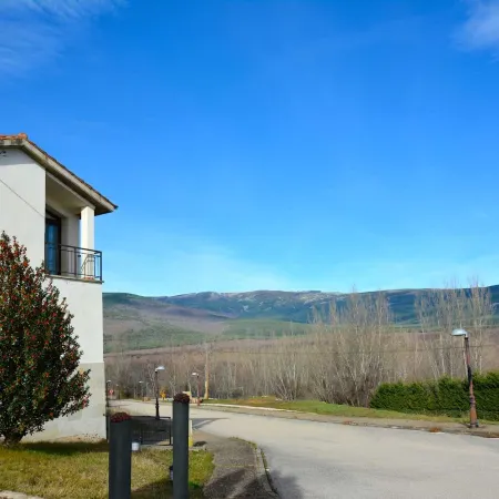 Apartamentos Remanso del Río Razón