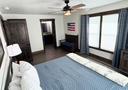 Remodeled Home, Private Dock, Boat Lift, Game Room, Fire Pit - Amazing Sunsets