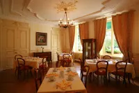 Château de Challanges Các khách sạn ở Beaune