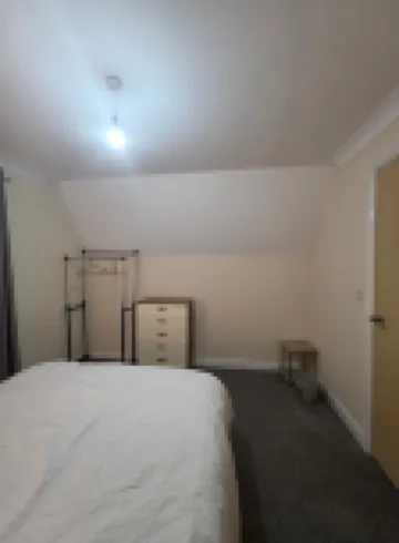 Cozy Guest Room in Colchester - Perfect for Travelers - Хоумстей