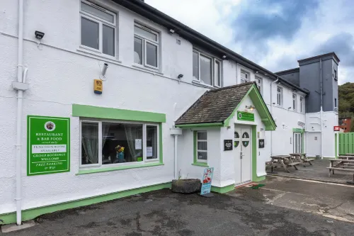 Ty Glyndwr Hotel Bangor Hotels in Menai Bridge