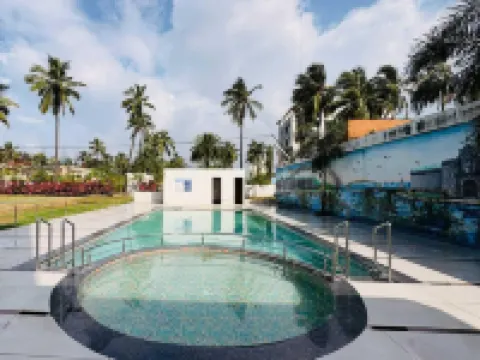 เอวรอน บีช รีสอร์ต โรงแรมในดามัน