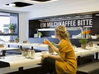 โรงแรมกาทพอยต์ชาร์ลี