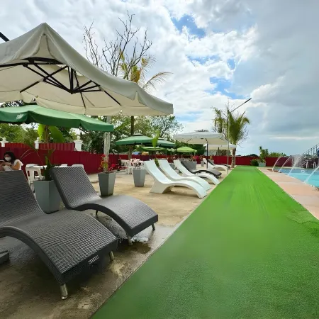 Elizabeth Hotel - Naga