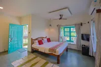 Sidz Cottage Hotels in Akshi