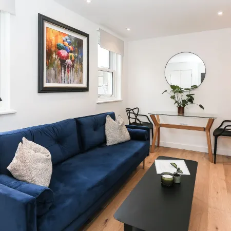 Chapel - Central Studio Apartment