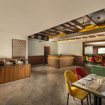 Asar Capoors Hotel Hazratganj by Orion Hotels