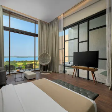 Aria Resort & Spa