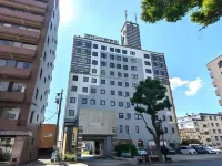 Kenchomae Green Hotel Hotels near Monkey D. Luffy statue