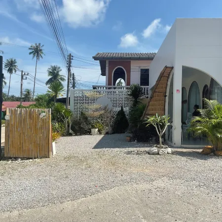 Baan Sabai Guesthouse