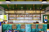 MGM Beach Resorts East Coast Road - bar