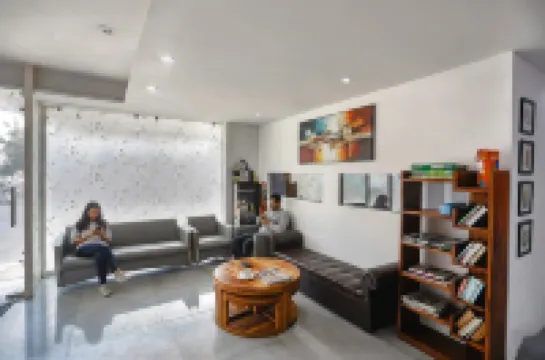 FabHotel F9 Sector 19