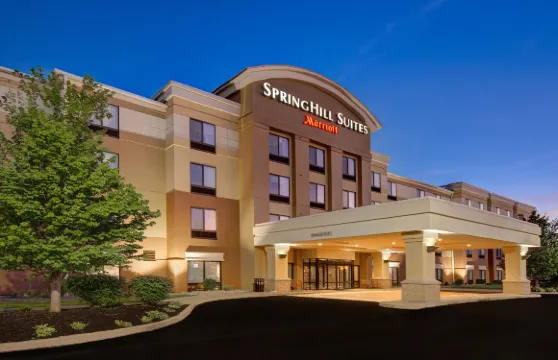 伊利萬豪SpringHill酒店