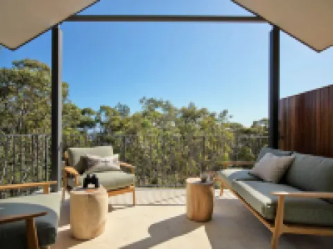 Bells at Killcare Boutique Hotel, Restaurant & Spa - parking